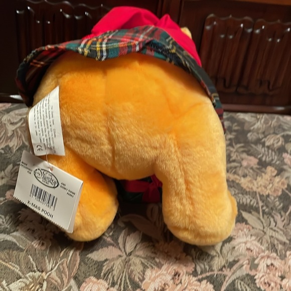 Winnie the Pooh holiday stuffed toy. NWT. - Picture 13 of 14